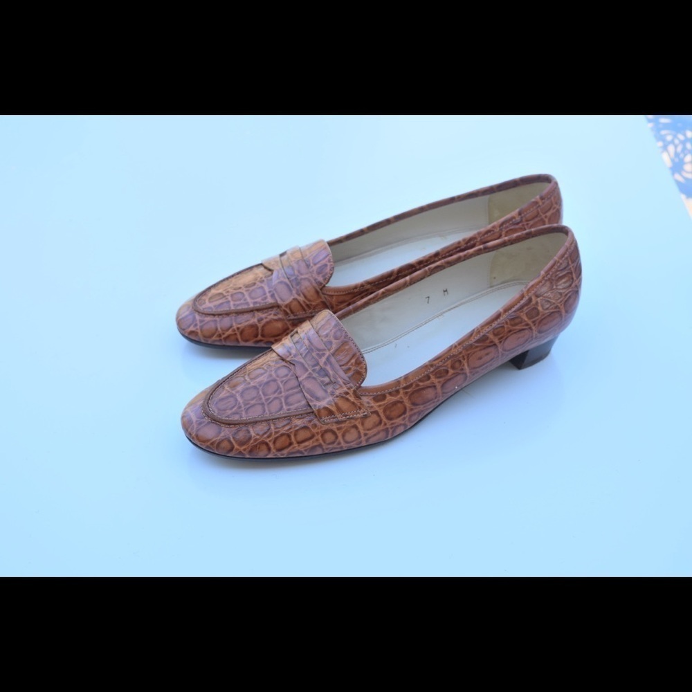 Talbots flats - Picture 3 of 7